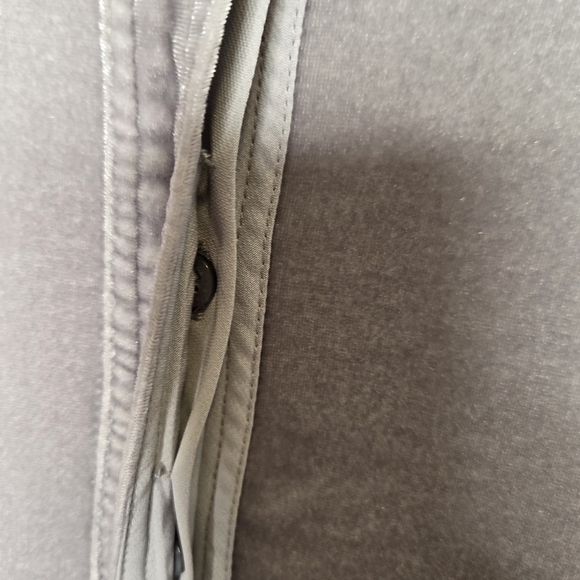 Lauren Ralph Lauren Women's Gray Shimmer Velvet Finish Blouse Size XL - Picture 5 of 8